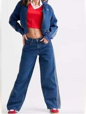 Women's Wide-Leg Blue Jeans with Side Stripes Adidas new with no tags